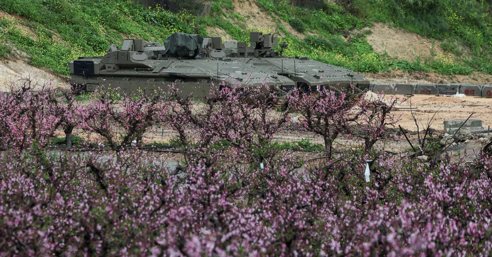 Misfired Israeli artillery kills Israeli farmer near Lebanon border, first civilian death in border war