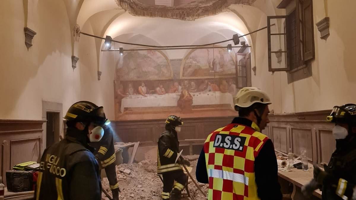 "Wedding Dance Floor Collapse Sends Bride, Groom, and Guests Tumbling 25 Feet"
