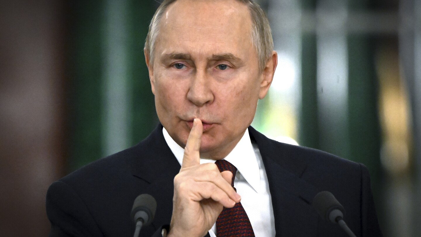 "Putin's Patient Strategy: Waiting for Western Support for Kyiv to Wither in Third Year of Ukraine War"
