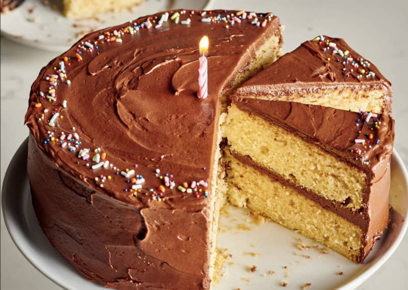 Featured image for "3 Chefs Unanimously Agree on the Best Boxed Cake Mix"