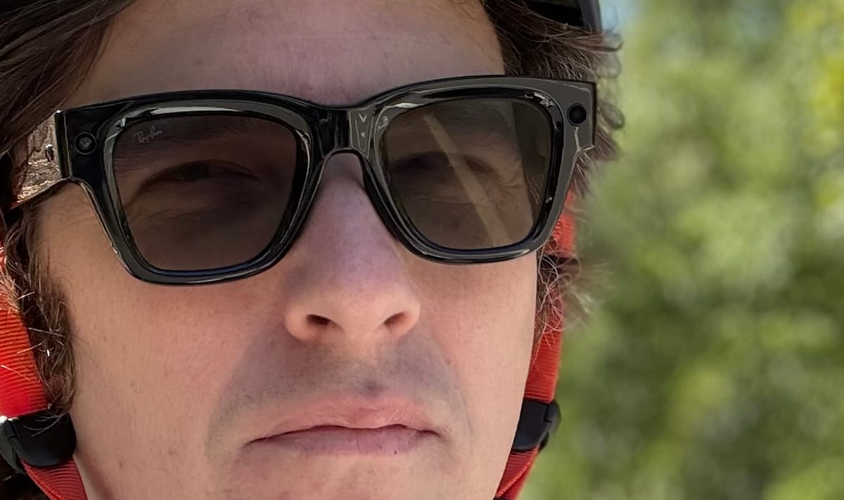 Featured image for Meta's Ray-Ban Gen 2 Smart Glasses Receive Positive Early Reviews