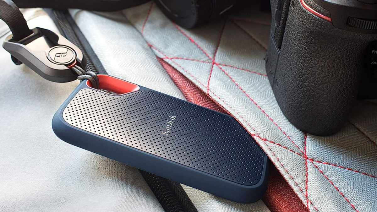 Featured image for "Unbeatable Deals: Massive Discounts on SanDisk Drives, Samsung Galaxy A54, and EE's Galaxy A54 Bargain"