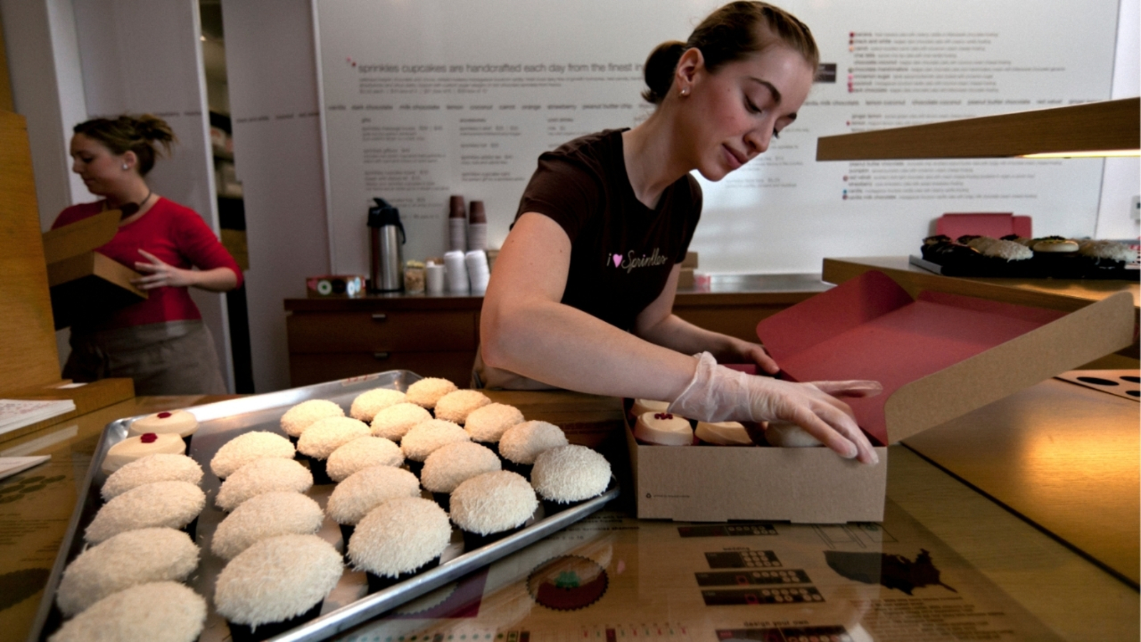 Featured image for Sprinkles Cupcakes Permanently Closes All Locations