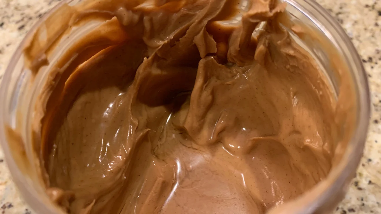 Blue-plastic contamination prompts nationwide peanut butter recall