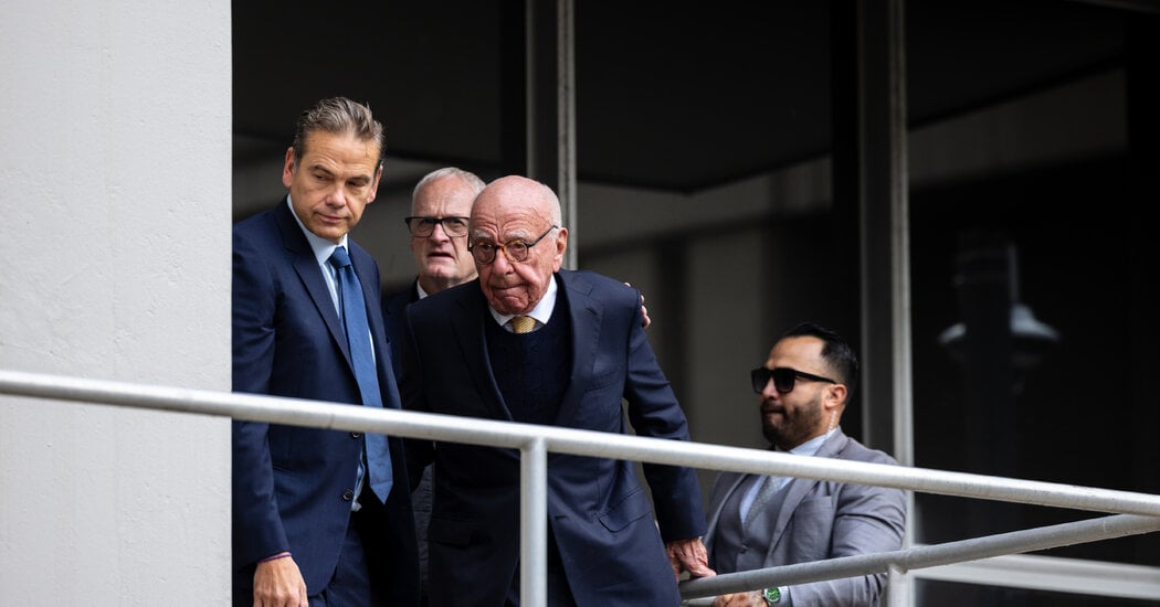 Featured image for Murdoch Family Resolves Succession Dispute Amid Stock Offerings