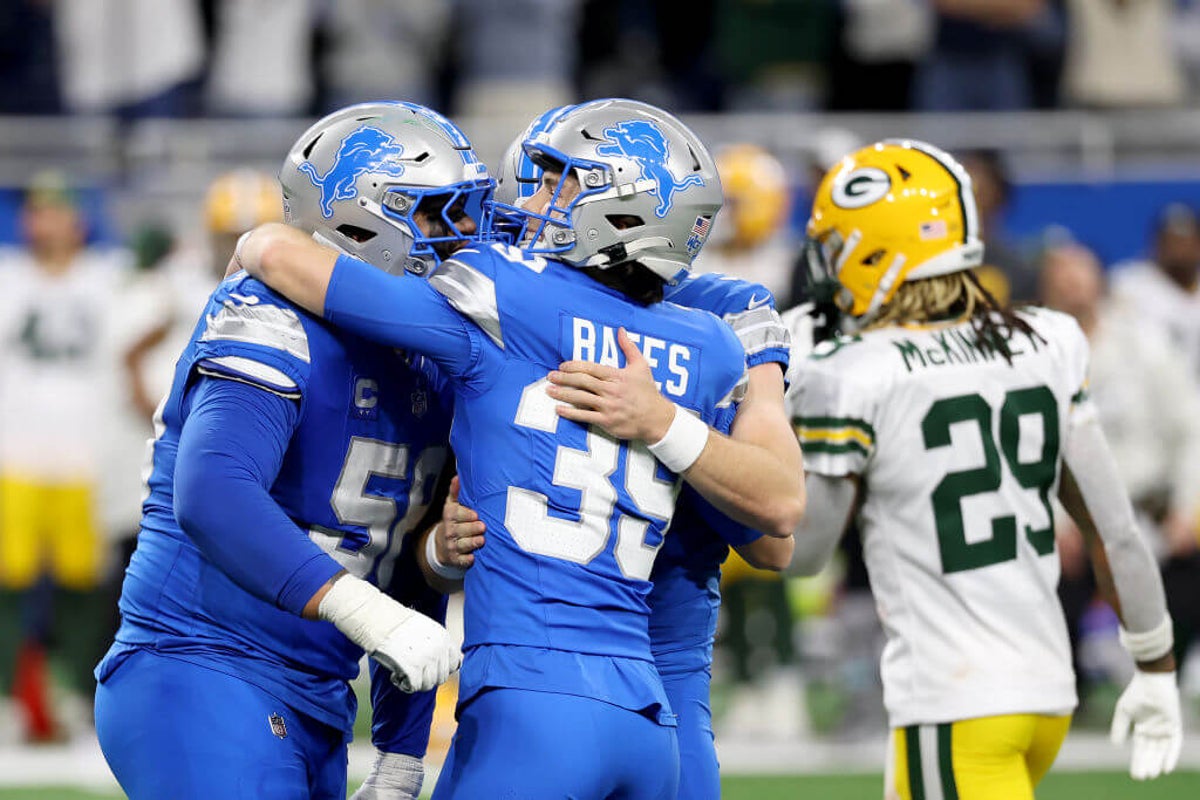 Lions' Bold Fourth-Down Gamble Seals Victory Over Packers