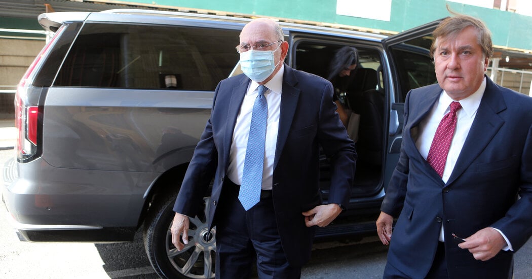 Featured image for Trump Organization's Former CFO to Plead Guilty to Perjury