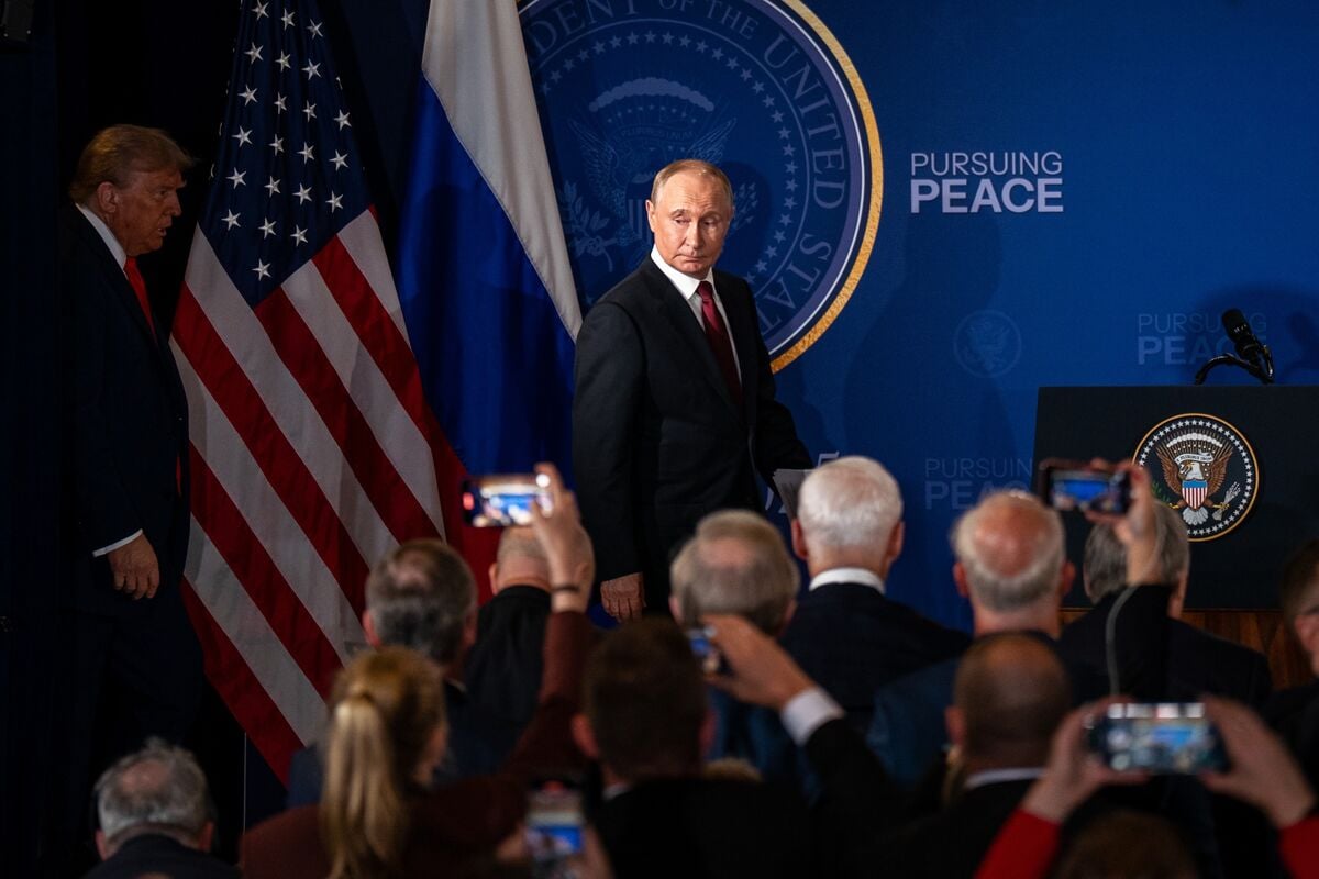 Featured image for Switzerland Offers Immunity to Putin for Ukraine Peace Talks