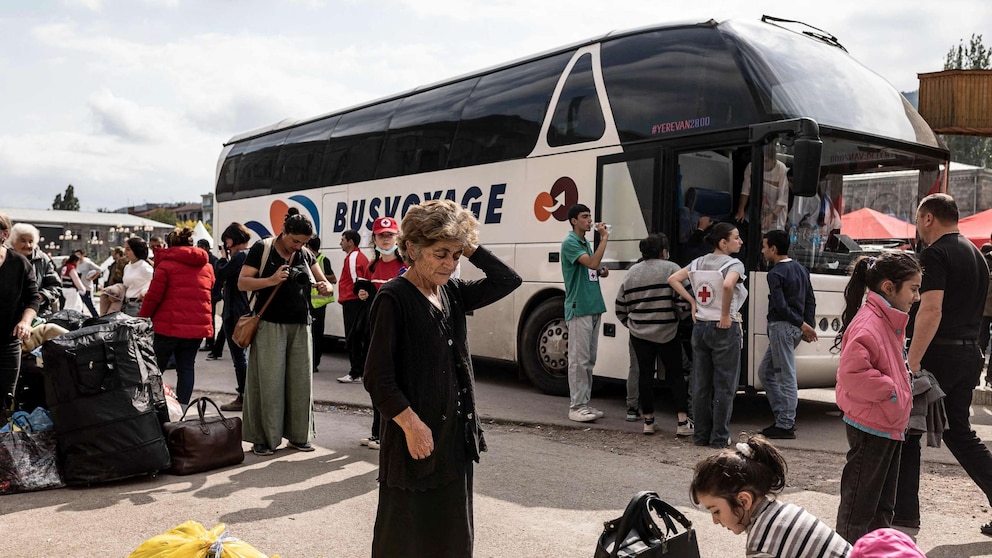 Nagorno-Karabakh Exodus: Ethnic Armenians Flee as Azerbaijan Asserts Control
