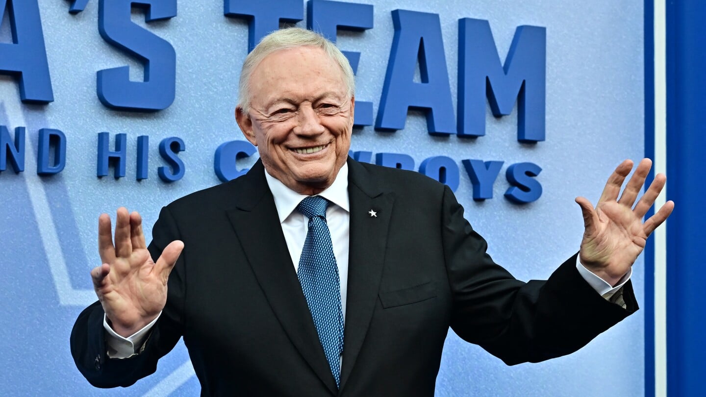 Jerry Jones Overcame Stage 4 Melanoma in 2010