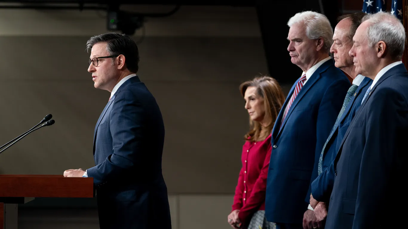 Featured image for CBO: Trump Tariffs Could Reduce US Deficit by Up to $2.8 Trillion