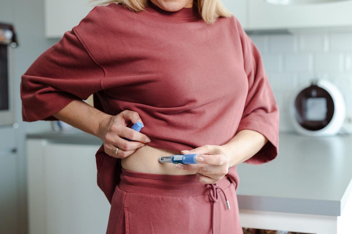 Featured image for Woman Mistakes Heartburn for Weight-Loss Side Effect, Diagnosed with Stomach Cancer