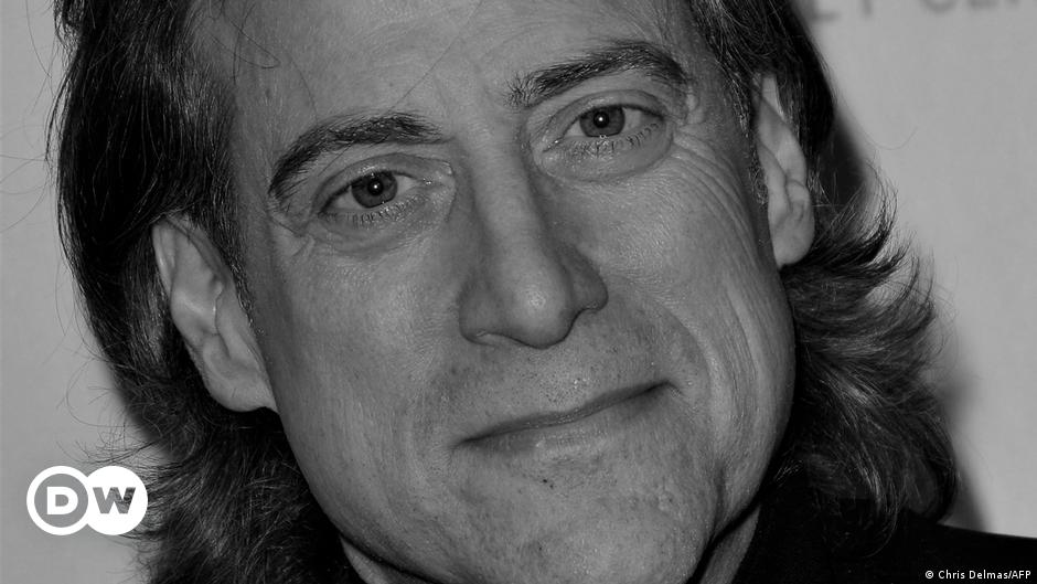 "Remembering Comedian Richard Lewis: A Life Well-Lived"