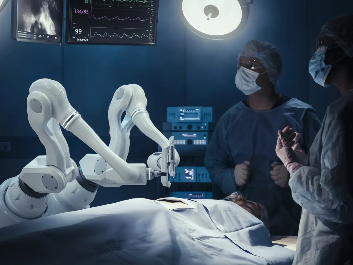 Featured image for Lawsuit alleges surgical robot burned and tore organs during surgery
