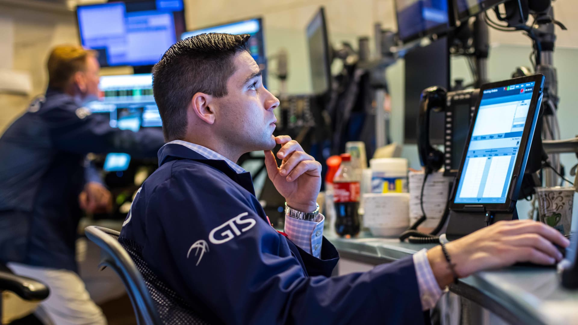 Featured image for Trump Announces Iran-Israel Ceasefire, Boosting Markets and Ending Conflict