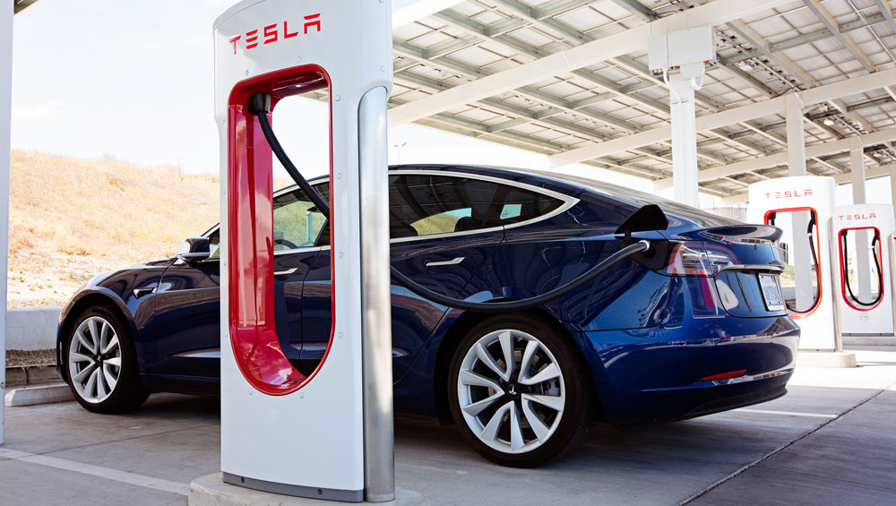 Tesla's Recall and Twitter's New CEO Impact Dow Jones and Pre-Market Stocks.
