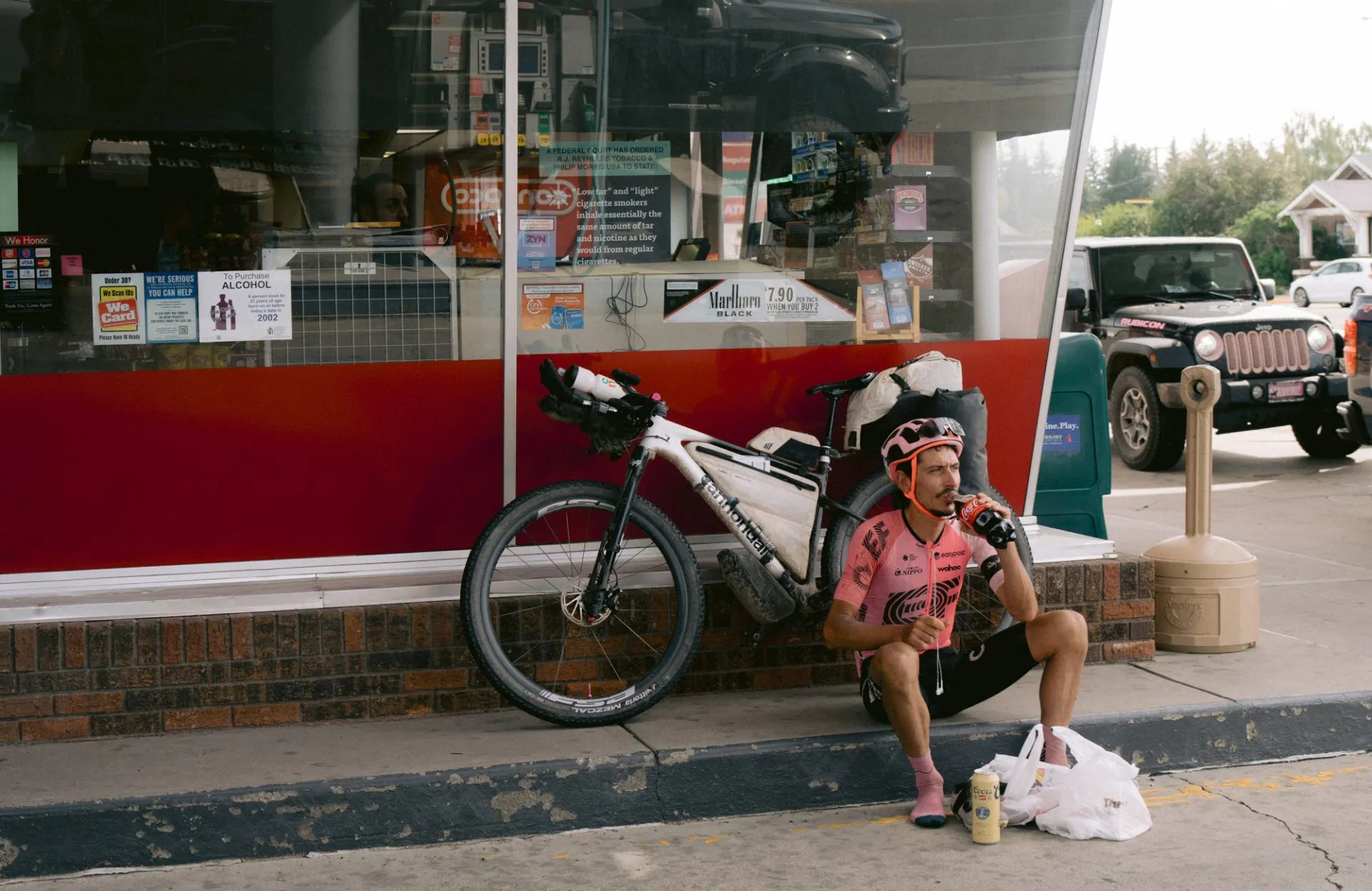 Lachlan Morton's FKTs: The Perfect Blend of PayDays and Playlists