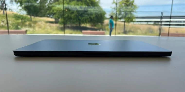 "Reviewing the Pros and Cons of the 15-inch MacBook Air"