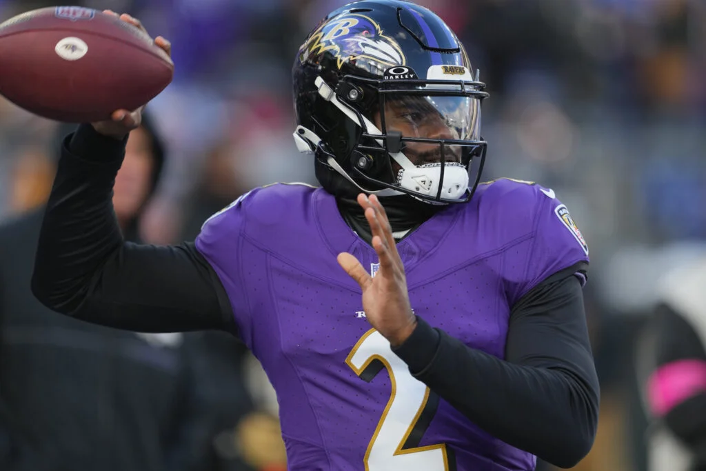 Browns Sign QB Tyler Huntley Amid Injury Concerns