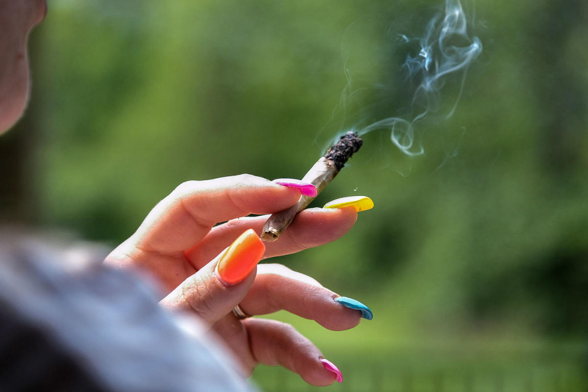 "Rising Demand for Potent Marijuana Raises Concerns Over Cannabis-Induced Psychiatric Disorders"
