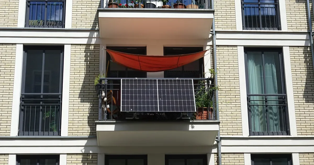 Virginia clears balcony solar for DIY installation, second-state move