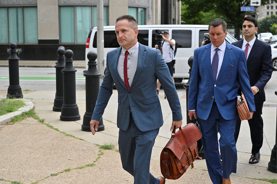 Featured image for Ex-police officer sentenced to 33 months in Breonna Taylor case amid protests