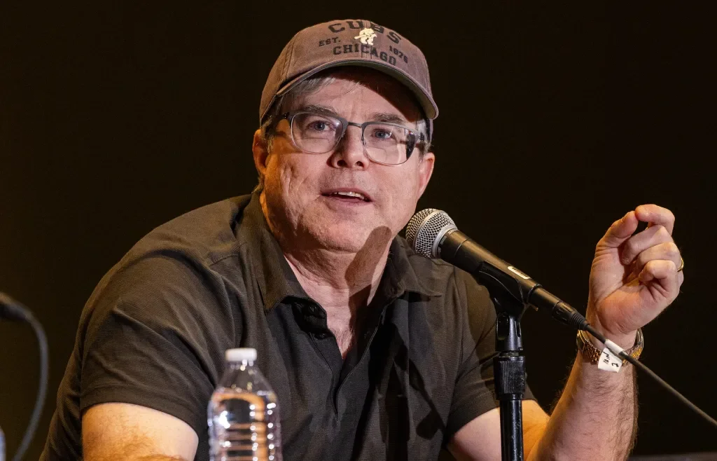 Andy Weir Walks Back Star Trek Critique, Apologizes to Kurtzman
