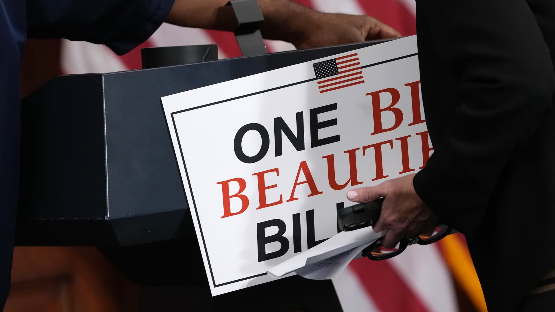 Featured image for US 'Revenge Tax' Sparks European Listings and Investor Concerns