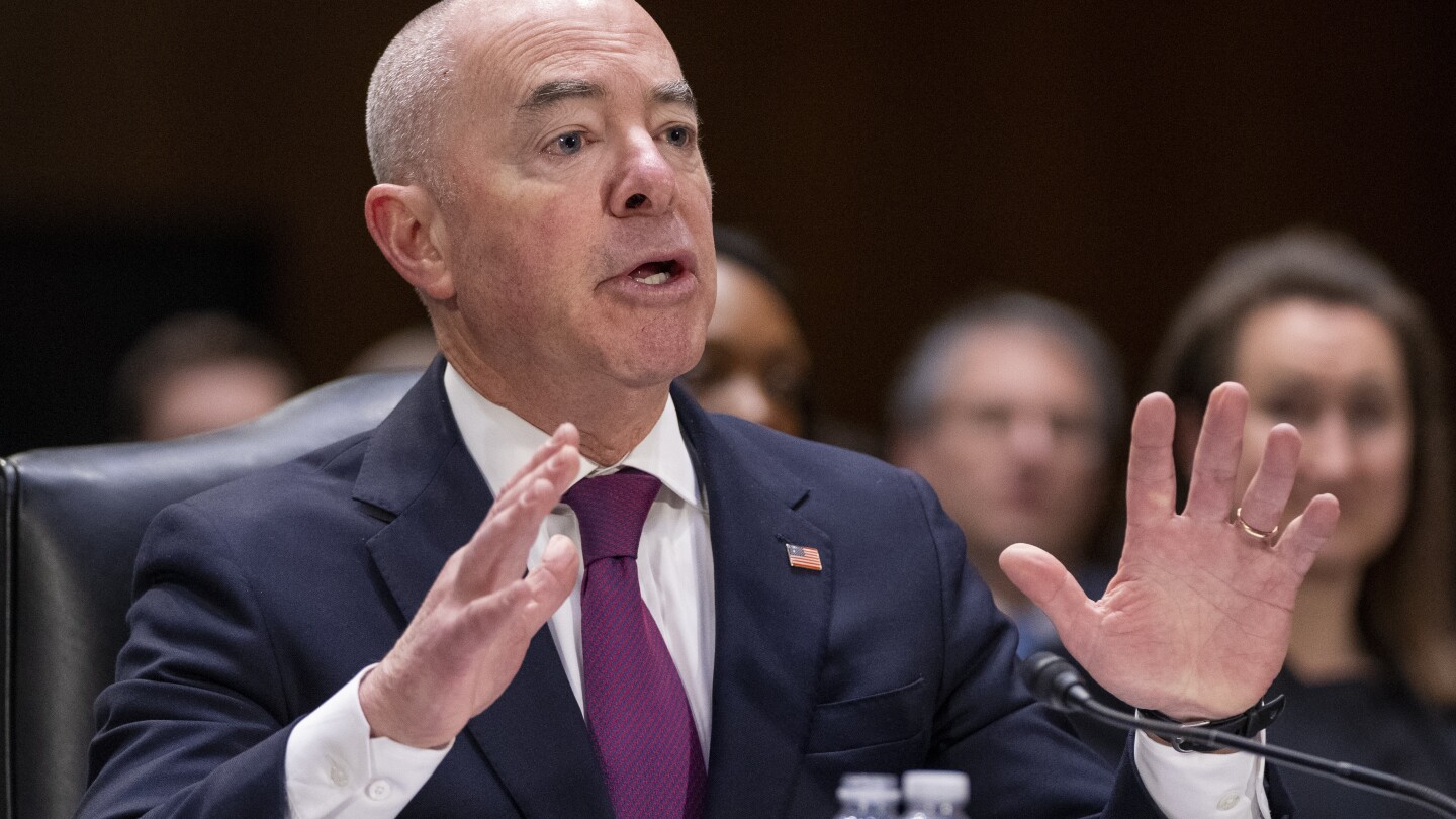 "Congressional Efforts to Impeach Homeland Security Secretary Mayorkas Intensify Amid Border Deal Negotiations"