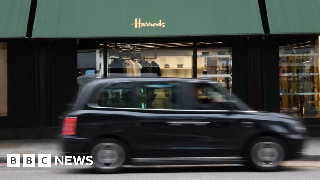 Featured image for Harrods suffers data breach affecting 430,000 customers