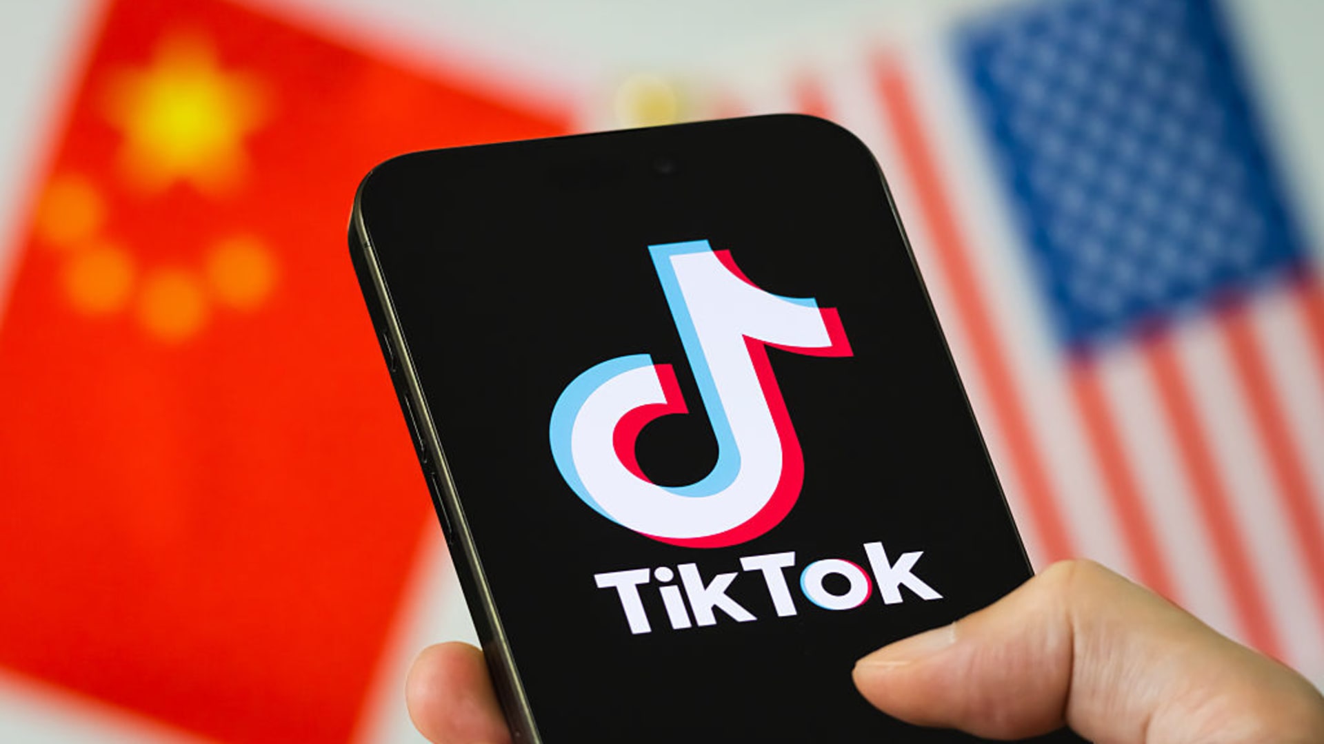 TikTok Deal Reached with Chinese and US Investors, Oracle Shares Rise