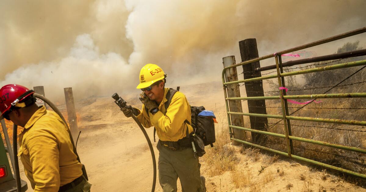 Featured image for Madre Fire Expands to 70,800 Acres, Largest in California This Year