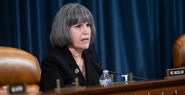 Controversy Surrounds US Decision to Send Cluster Munitions to Ukraine