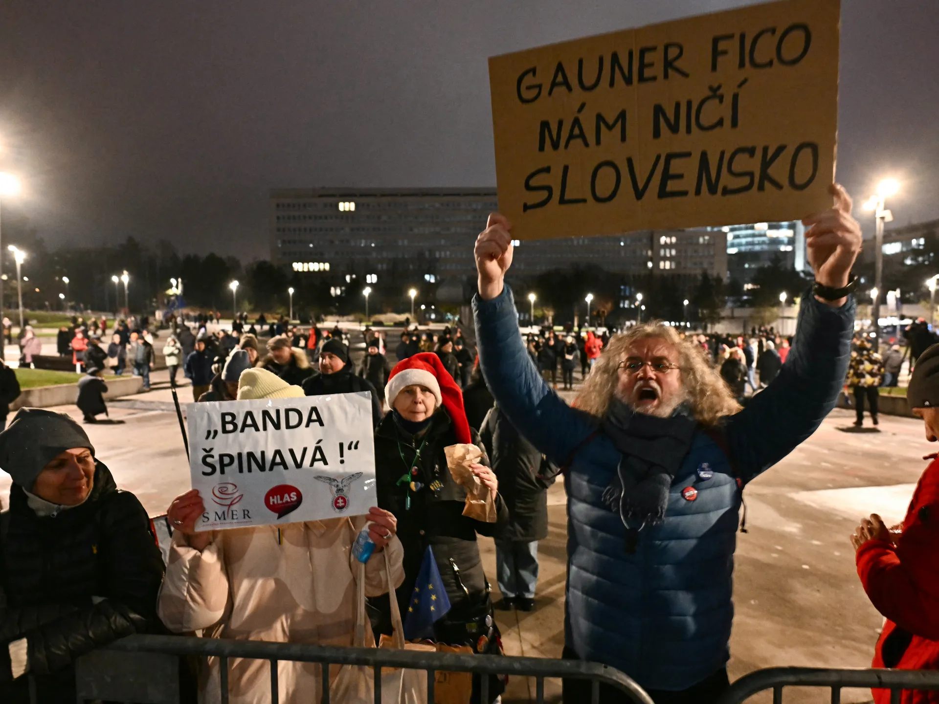 Featured image for Protests Erupt in Slovakia Over Fico's Judicial Reforms
