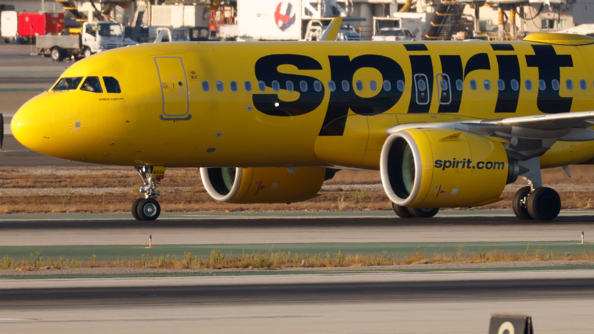 Featured image for Spirit Airlines Faces Second Bankruptcy in a Year Amid Airport Closures
