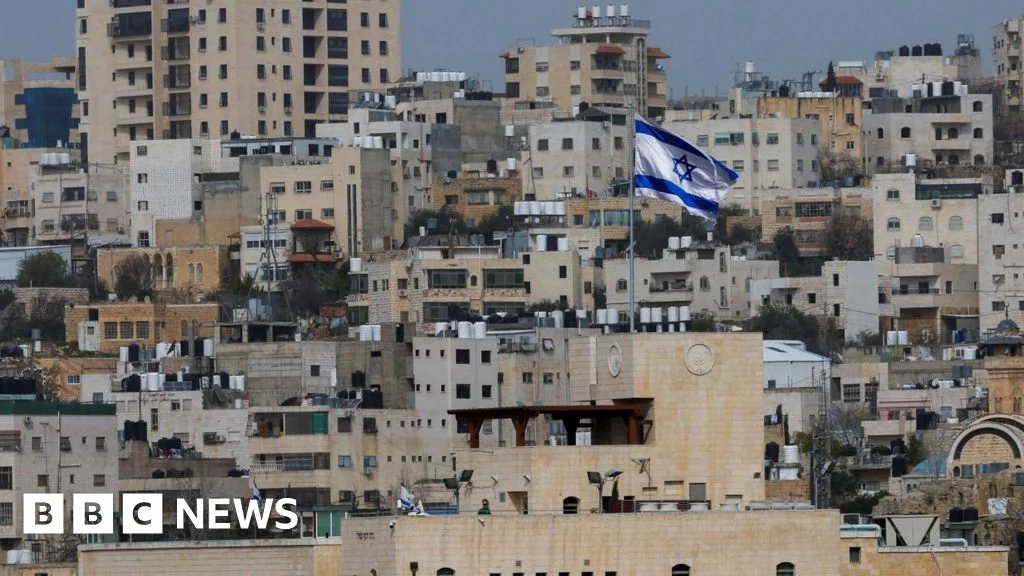 Hebron Mayor decries Israeli power expansion as West Bank gains civilian sway