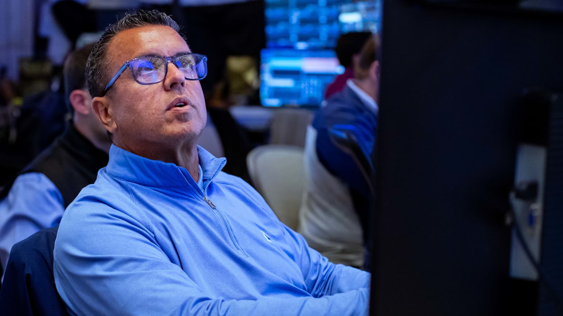 Mixed Market Reactions as Tech Giants Report Earnings