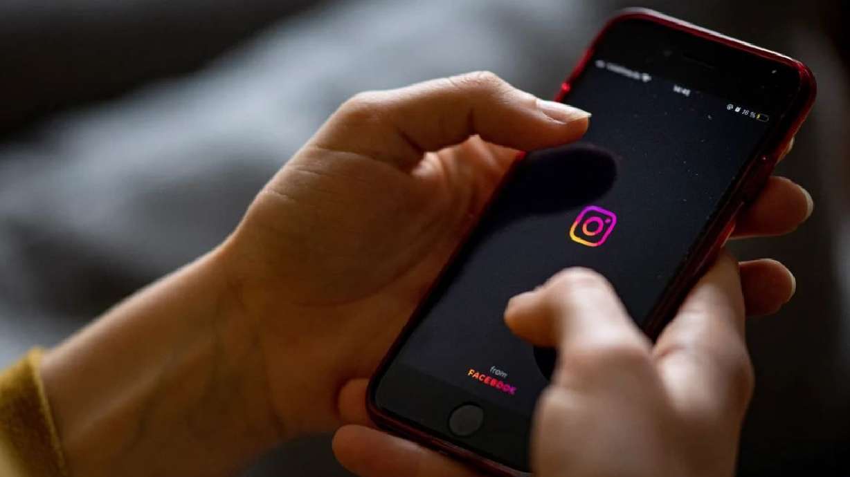 "Gen Z Advocates for a Social Media Detox This Summer"