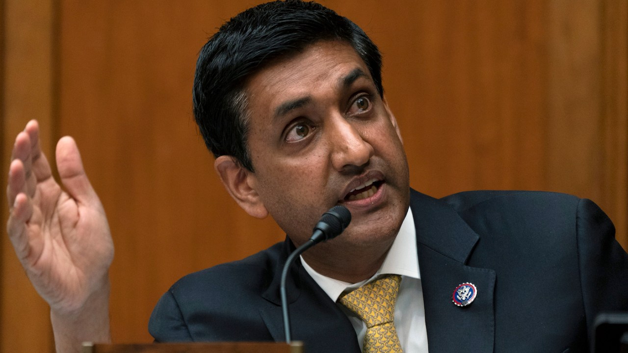 Ro Khanna endorses Barbara Lee for California Senate seat