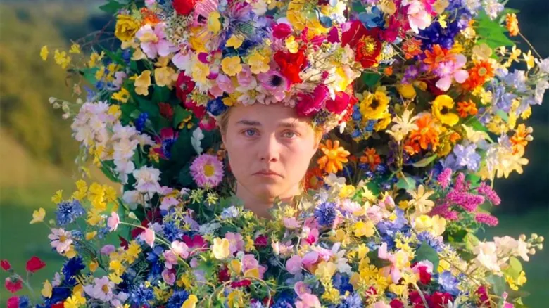 Florence Pugh admits to self-abuse for 'Midsommar' role.