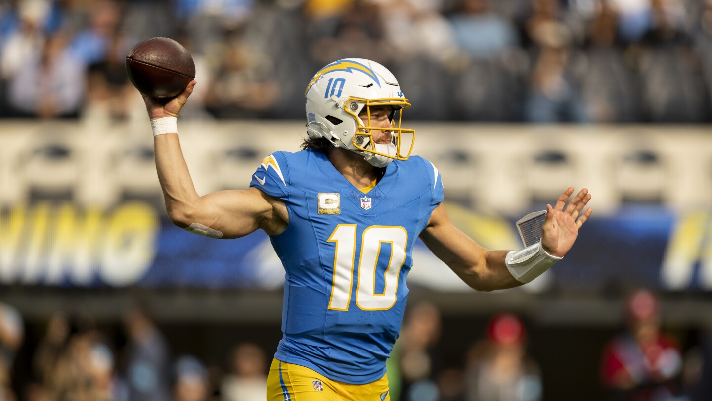 Justin Herbert Shines as Chargers Defeat Titans 27-17