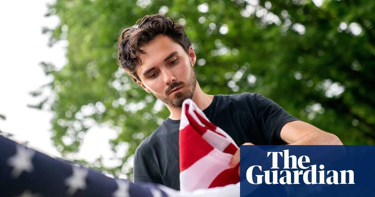 Featured image for David Hogg to Leave DNC Amid Primary Dispute