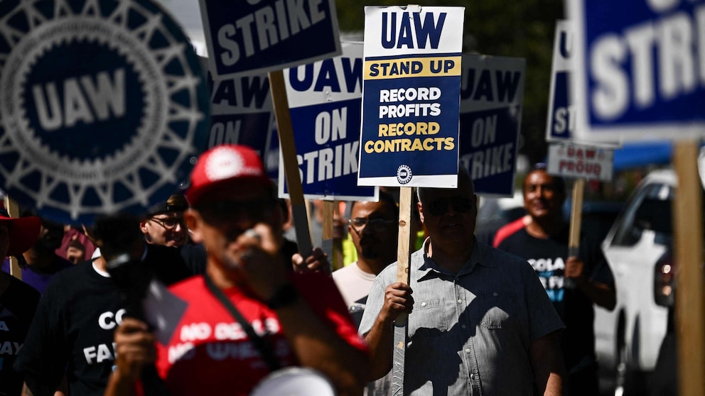 "UAW Strike Targets Revealed Amid Frustrating Negotiations with Automakers"