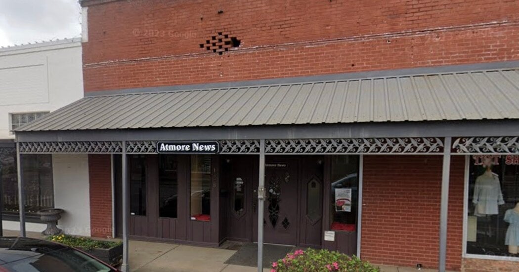 Arrests of Alabama Newspaper Publisher and Reporter Spark Concerns