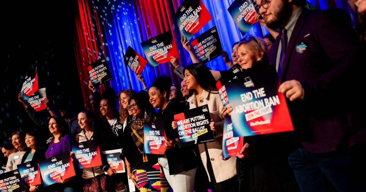 Featured image for Missouri Supreme Court Reinstates Abortion Ban Temporarily