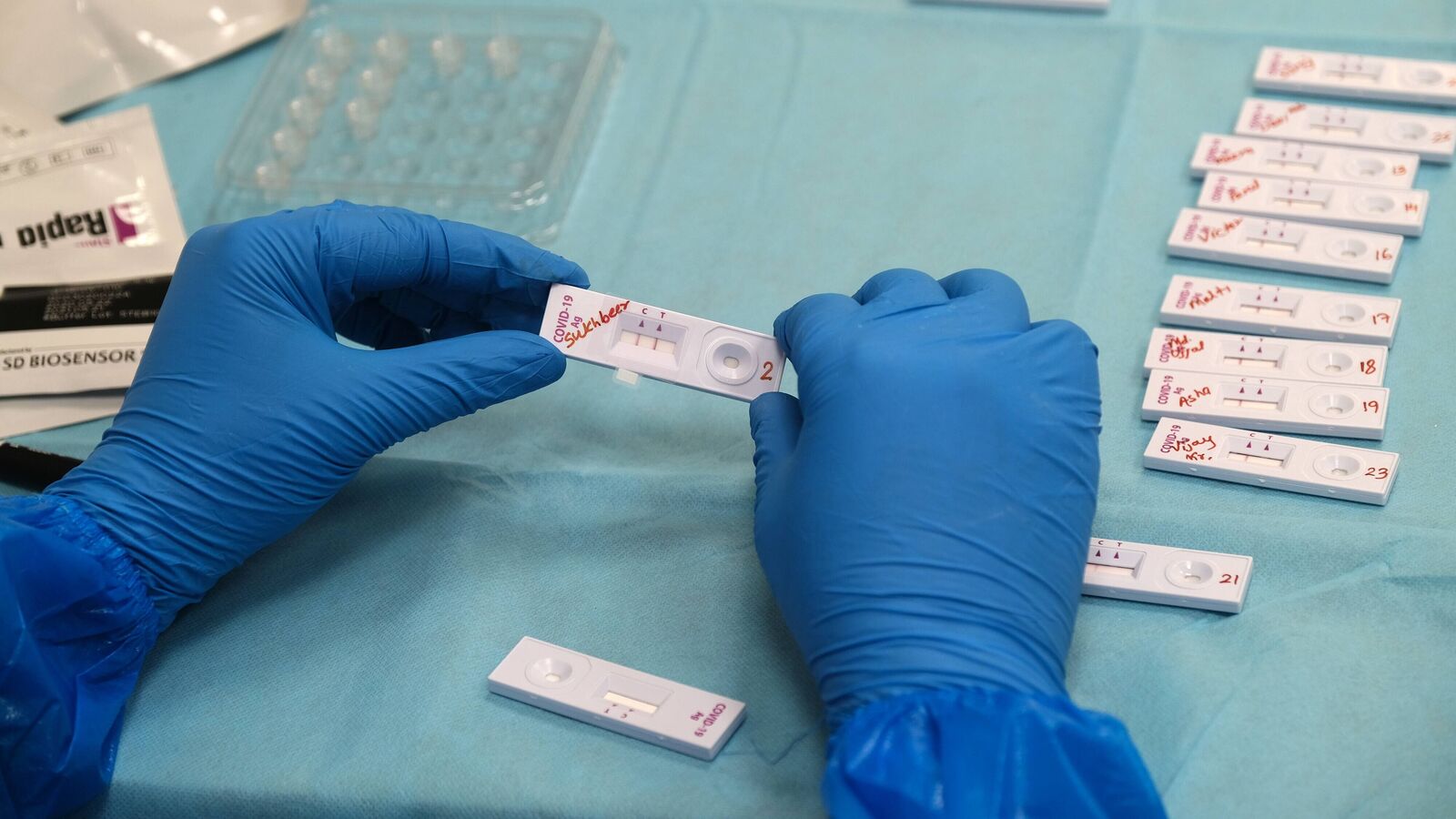 Featured image for Government Issues Covid Advisory for Omicron Sub-Variant: Guidelines for Christmas and New Year