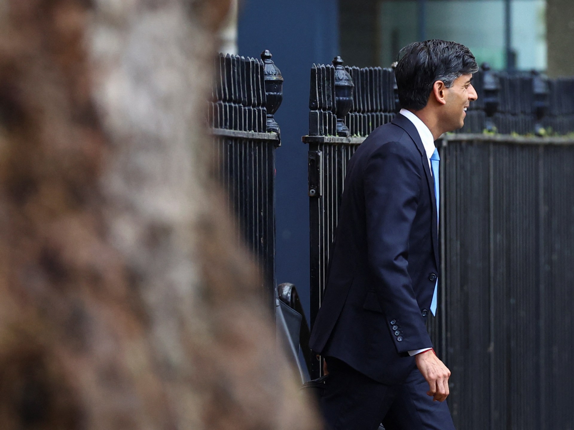 UK Parliament Approves Sunak's Controversial Asylum Plan for Rwanda