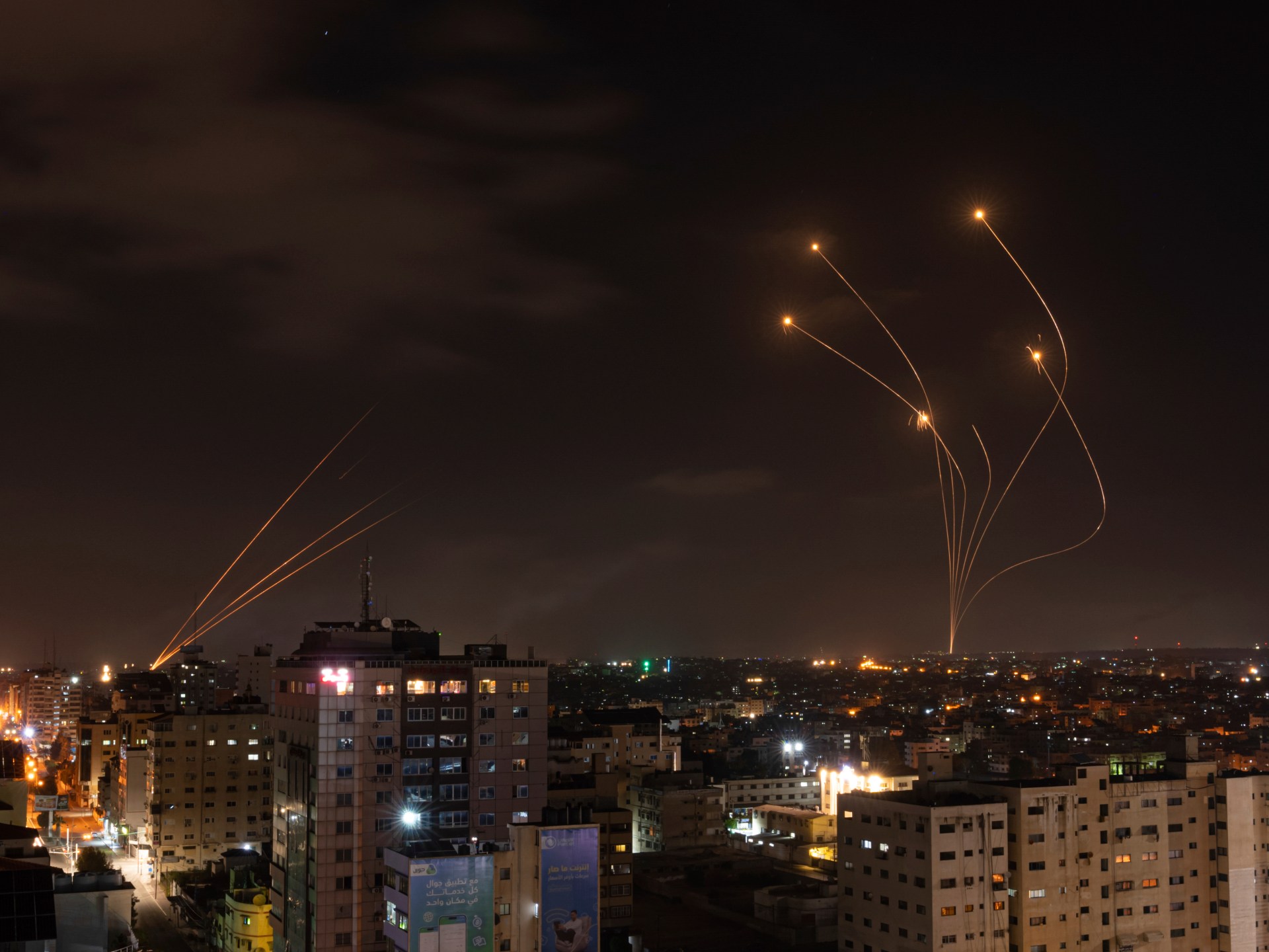 Gaza ceasefire agreed between Israel and Islamic Jihad, but rocket attacks continue.