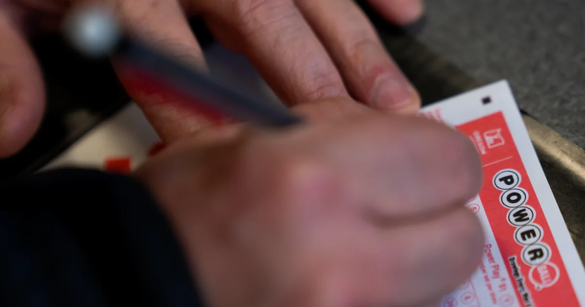 Featured image for Powerball Jackpot Surges to Over $1.8 Billion for Christmas Eve