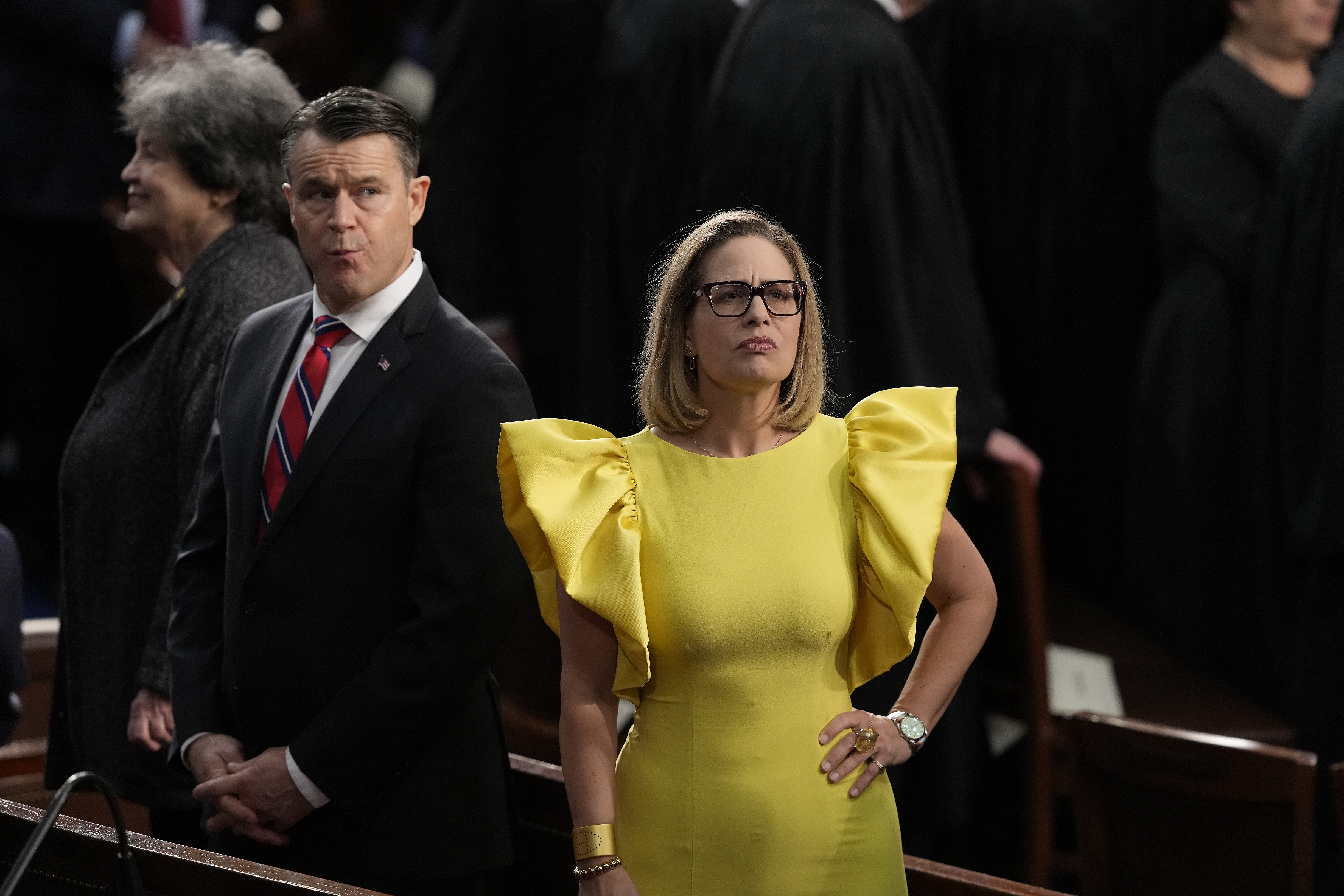 "Sinema's Reelection Fundraising Dwindles Amid Decision Deadline"